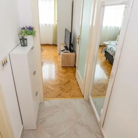 Apartment Doris,self Check In *